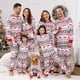 thumbnail image 1 of Pijamas familiares a juego con estampado de copos de nieve en rojo, de manga larga (resistentes al fuego), 1 of 5
