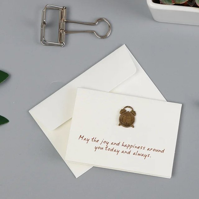 Tarjeta de felicitación colgante Vintage de Metal de papel blanco con sobre, tarjetas de agradecimiento para negocios, tarjeta de regalo de mejores deseos, 20 piezas por juego