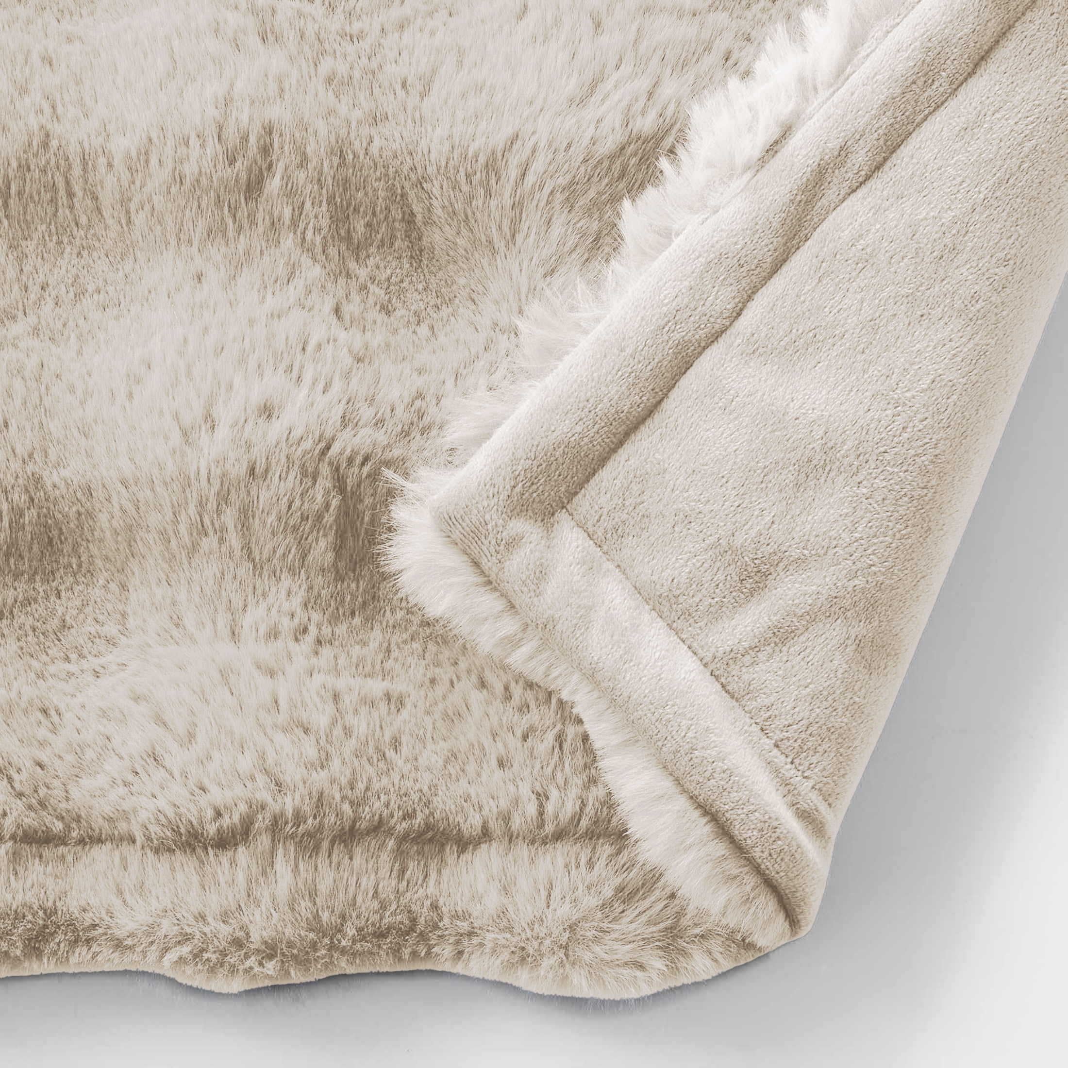 Better Homes & Gardens Beige Texture Faux Fur Throw, 50" x 72", Adult/Teen