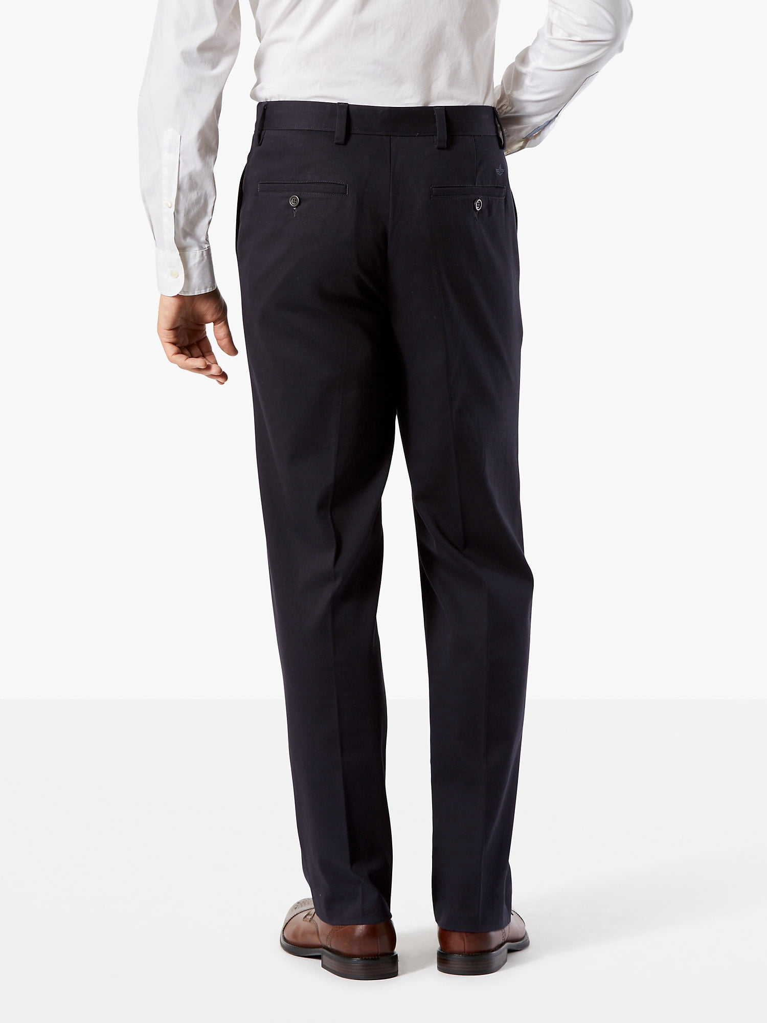 Dockers Men's Classic Pleated Easy Khaki with Stretch