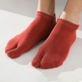 thumbnail image 4 of Chaussettes Rouges 1 Pcs Chaussettes Design à Orteils Séparés Sépare Orteils Oignon et un Coussinet Oignon Orteil Friction et Hallux Valgus, 4 of 5