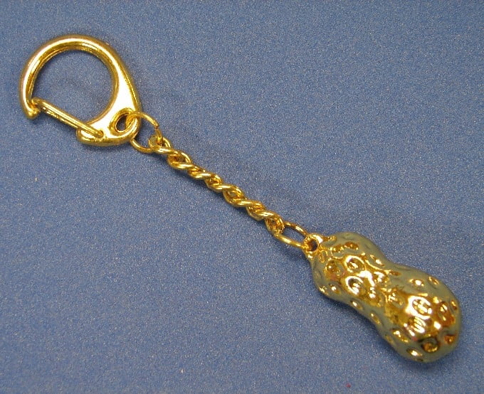 Brass Peanut Pendant Vintage Peanut Keychain Pendants Key Rings Keychain Accessories Jewelry Gift for Man Woman