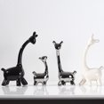 thumbnail image 1 of Animales Adornos Jirafa Figuras Esculturas Adornos de decoración de muebles Adorno de escritorio creativo moderno (4 piezas), 1 of 8