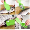 thumbnail image 5 of 3 piezas de escamas de pescado limpias, raspador de escamas de pescado, cepillo de escamas de pescado de acero inoxidable con cubierta y cuchillo para matar peces para el hogar, cocina, restaurante, 5 of 5