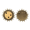 thumbnail image 1 of Pin de gancho de metal Unbranded cabeza de gato Miau vintage forma de sol, 1 of 3