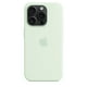 thumbnail image 4 of Funda de silicona líquida para iPhone 15 con MagSafe, tacto suave - Menta suave, 4 of 8