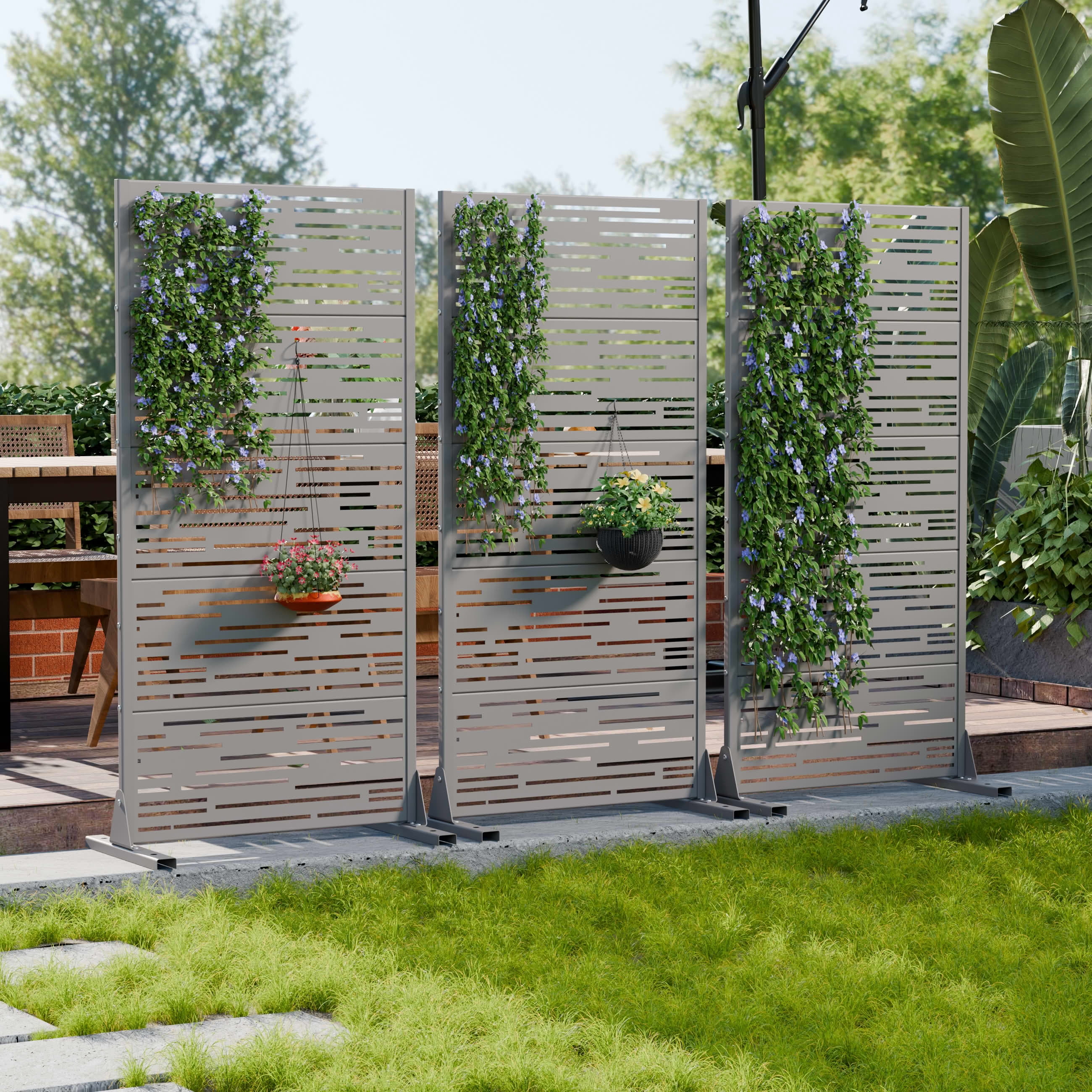MAYEERTY Outdoor Metal Privacy Screen 5ft Gray, 5-Panel Light & Shadow Pattern, Rust-Resistant for Garden