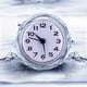 thumbnail image 5 of Reloj de Pared Sincero Cuarzo Impermeable Morado, 5 of 9