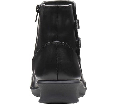 clarks women's hope cody fashion boot