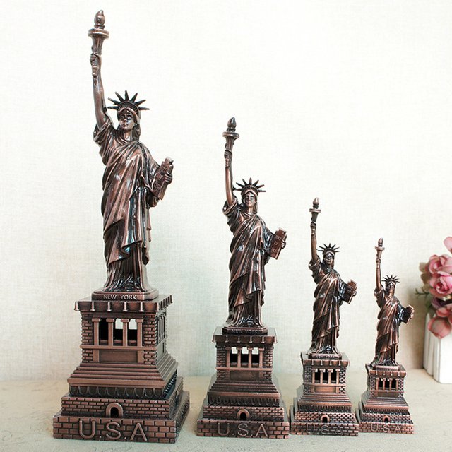 Manualidades creativas de metal, adornos para el hogar americano, adornos modelo de la Estatua de la Libertad en varios tamaños