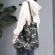 thumbnail image 4 of Jumpingount Bolso de compras de moda y funcional de tela diseñado para mujeres modernas Bolso de hombro de camuflaje gris Type3 NO3, 4 of 6
