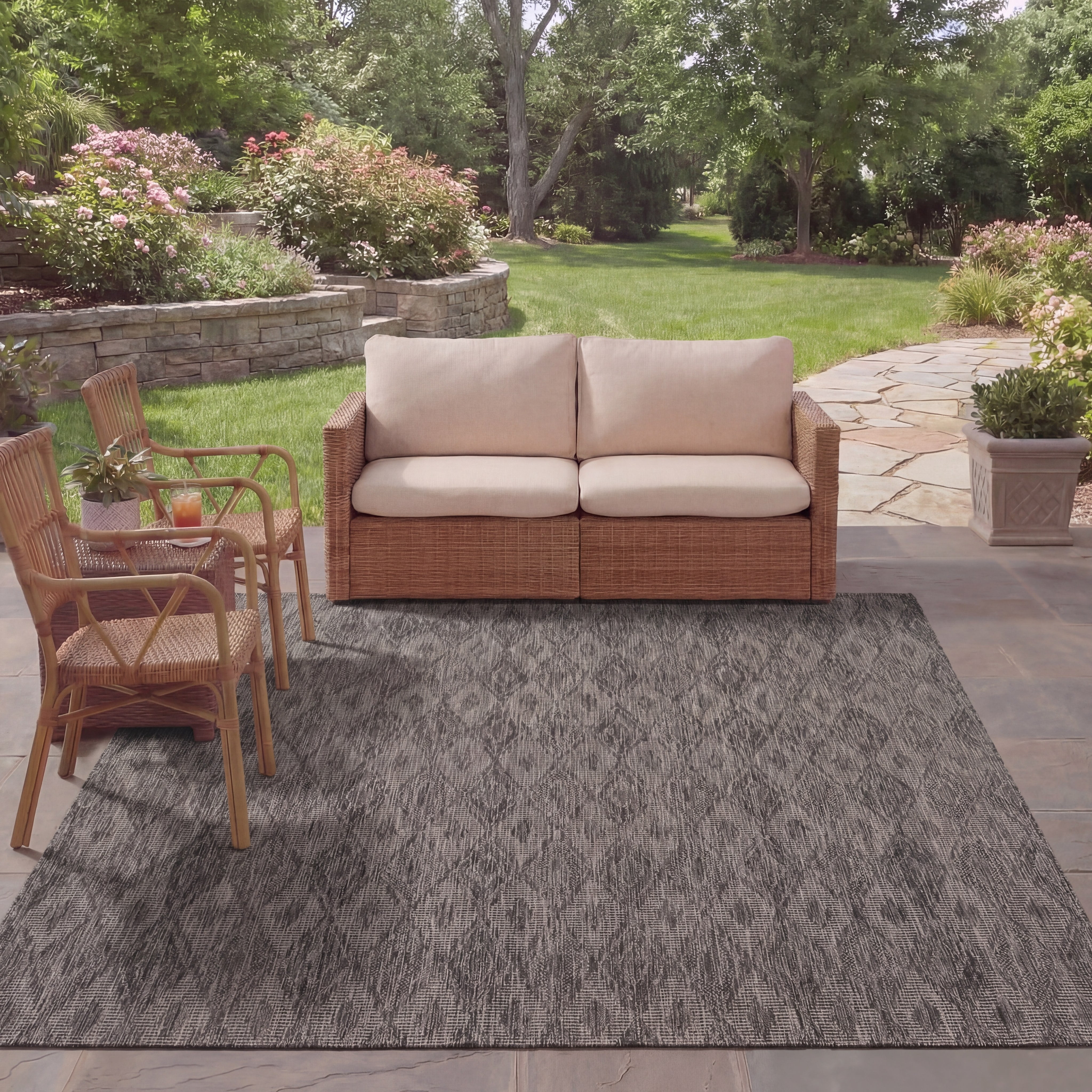 Safavieh Courtyard Teodor Geometric Indoor/Outdoor Area Rug, Black, 9' x 9' Square