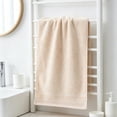 thumbnail image 4 of Extra-Large Cotton Bath Towel, 74 x 33 cm, Lightweight, Soft, Absorbent, Quick-Drying, Multicolor Design, 4 of 6