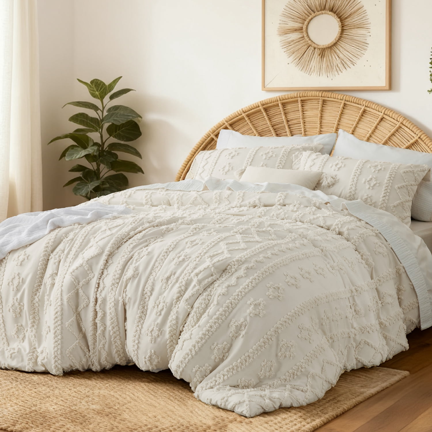 U by Bedsure Tufted Boho Comforter Set Full, Beige, 3 Pieces Farmhouse Shabby Chic Embroidery Bed Set, Soft Jacquard Comforter for All Seasons