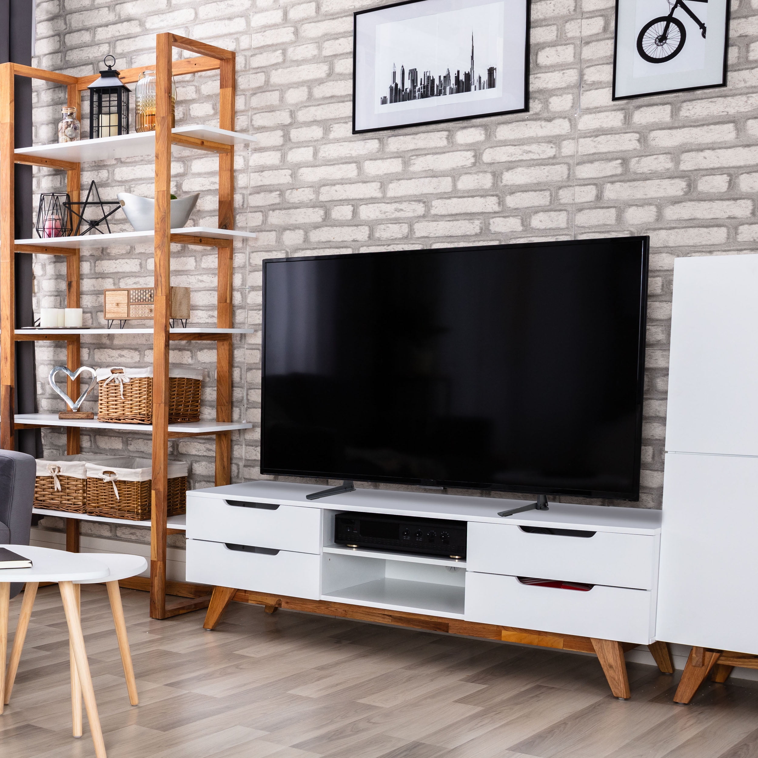Onn Tabletop Tv Stand For 37 70 Tvs Walmart Com Walmart Com