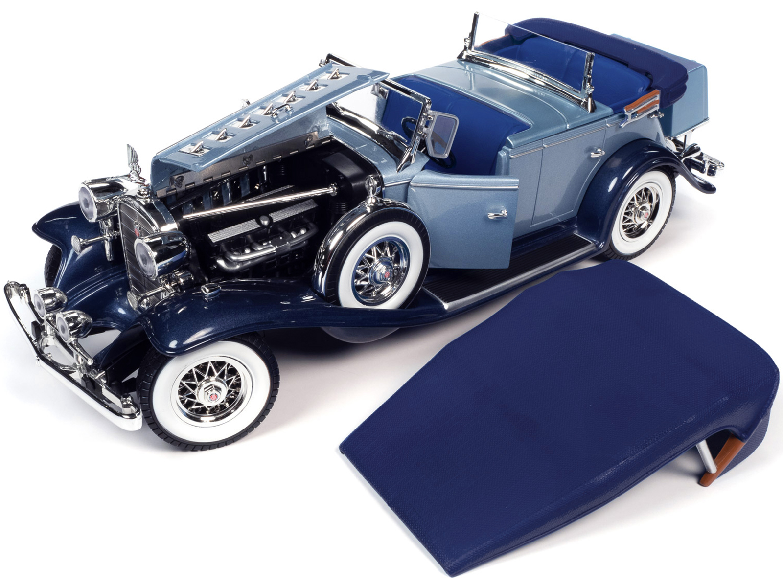 ミニカー 1/18 1932 Cadillac V16 Sport Phaeton 1932 Cadillac V16 Sports Phaeton Metallic Light Silver Blue And