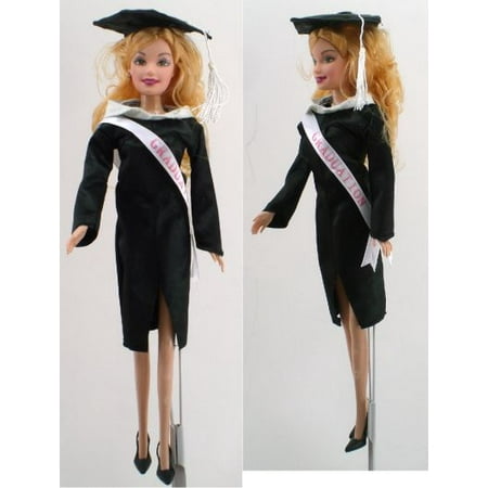 2019 Graduation Barbra Fashion Doll In Cap And Gown