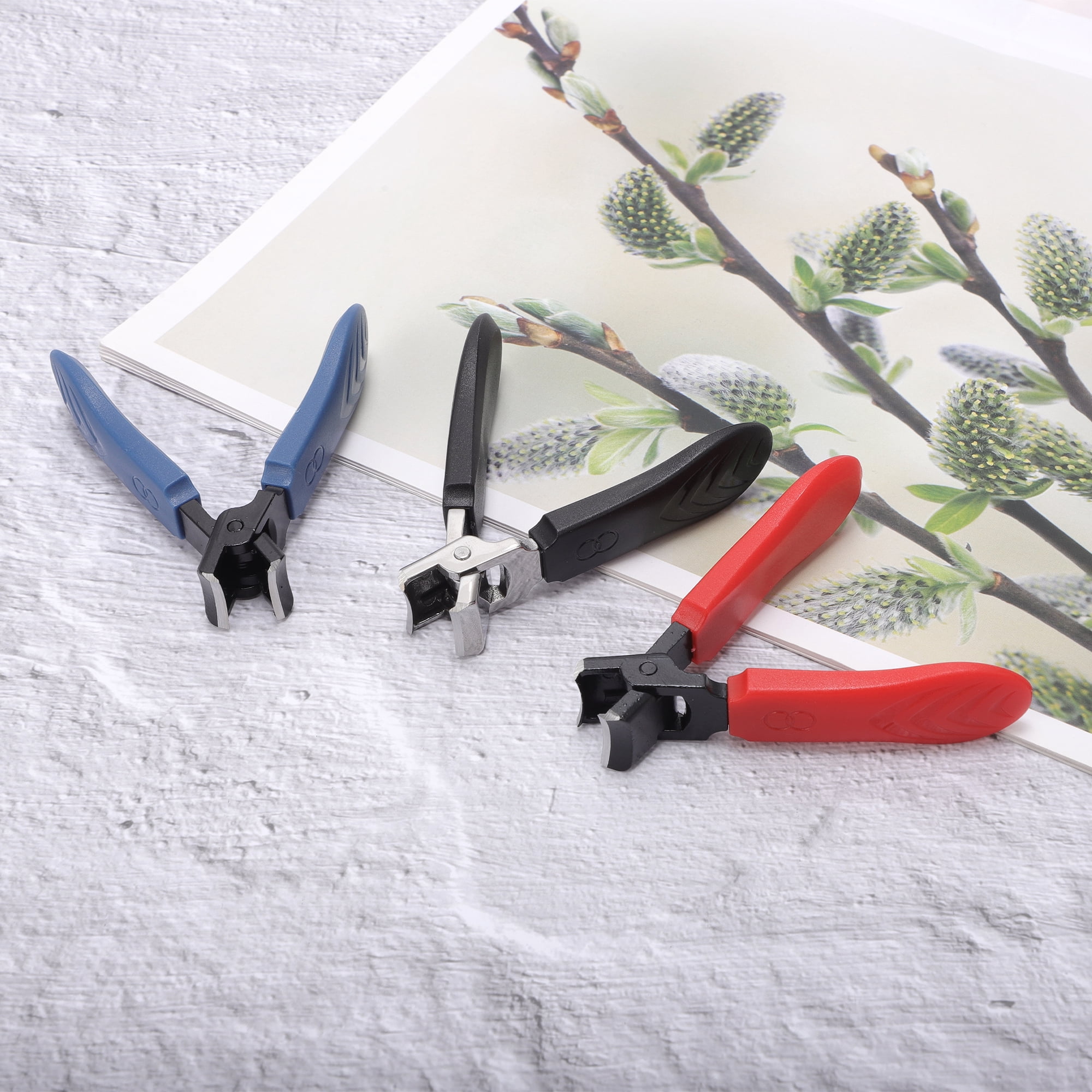 Unique Bargains 1pc Carbon Steel and Plastic Anti-splash Nail Clippers 3.43"x 0.63" Black