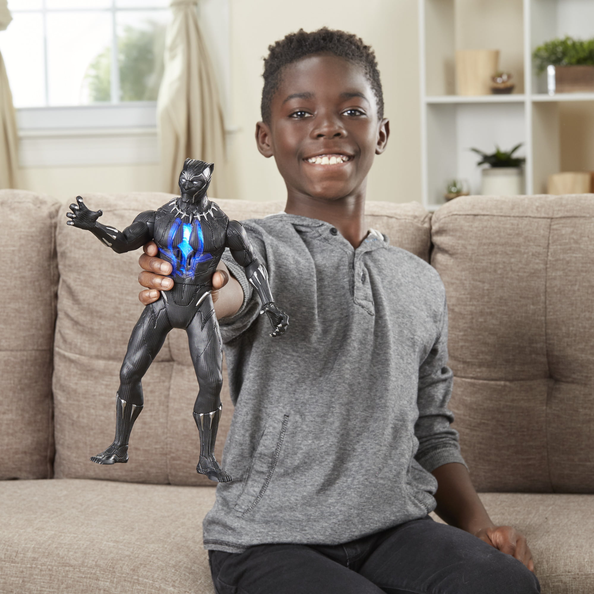 BRAND NEW Marvel Black Panther Slash & Strike Black Panther 13" Talking Doll 