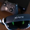 thumbnail image 4 of Astro A20 Gen 2 Wireless Gaming Headset with Microphone for Xbox Series X / Xbox One - White/Green, 4 of 10