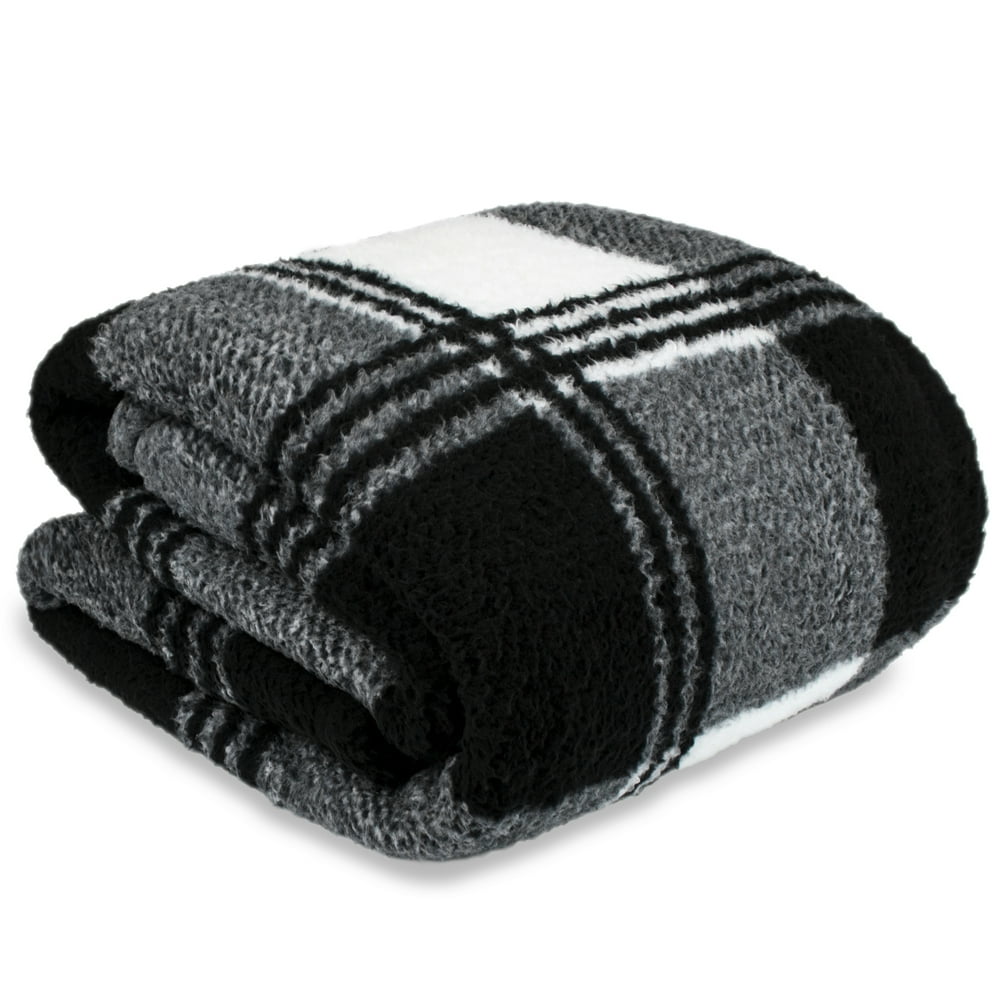 PAVILIA Buffalo Plaid Black White Sherpa Throw Blanket for Couch Sofa