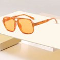 thumbnail image 3 of Gafas de sol retro para mujer y hombre Gafas de sol clásicas cuadradas de los años 70, 3 of 3