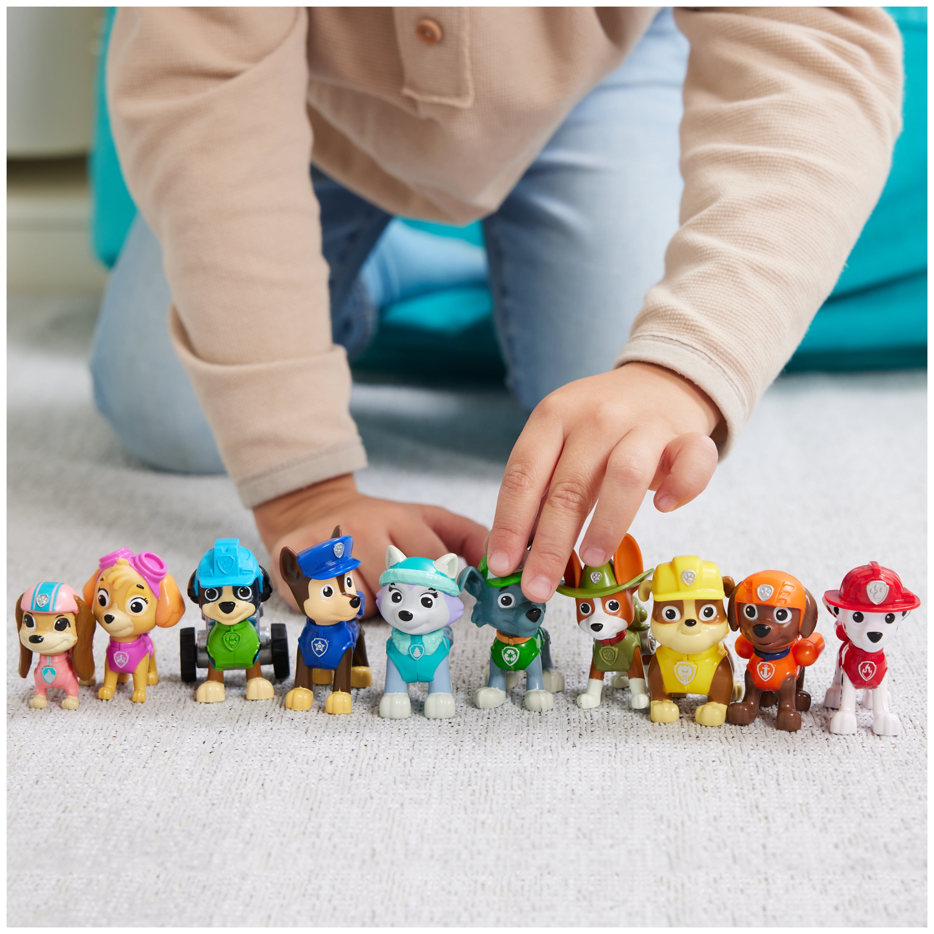 PAW Patrol, 10th Anniversary, All Paws On Deck 10 Collectible Toy Figures Gift Pack - 3