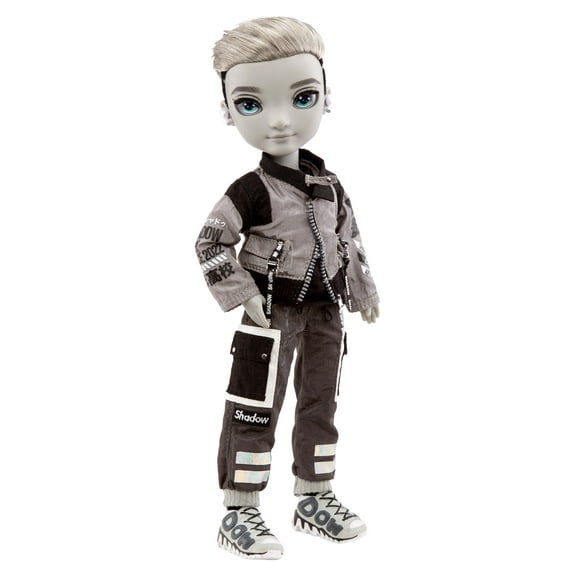 Shadow High Series 1 Ash Silverstone- Greyscale Boy Fashion Doll. 2 Silver Designer Outfits to Mix & Match with Accessories, Great Gift for Kids 6-12 Years Old and Collectors