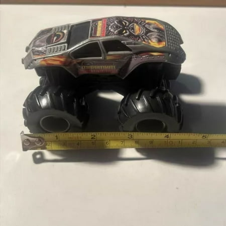 Hot Wheels 1:43 Monster Jam Truck Rev Tredz Max-D Maximum Destruction Parts