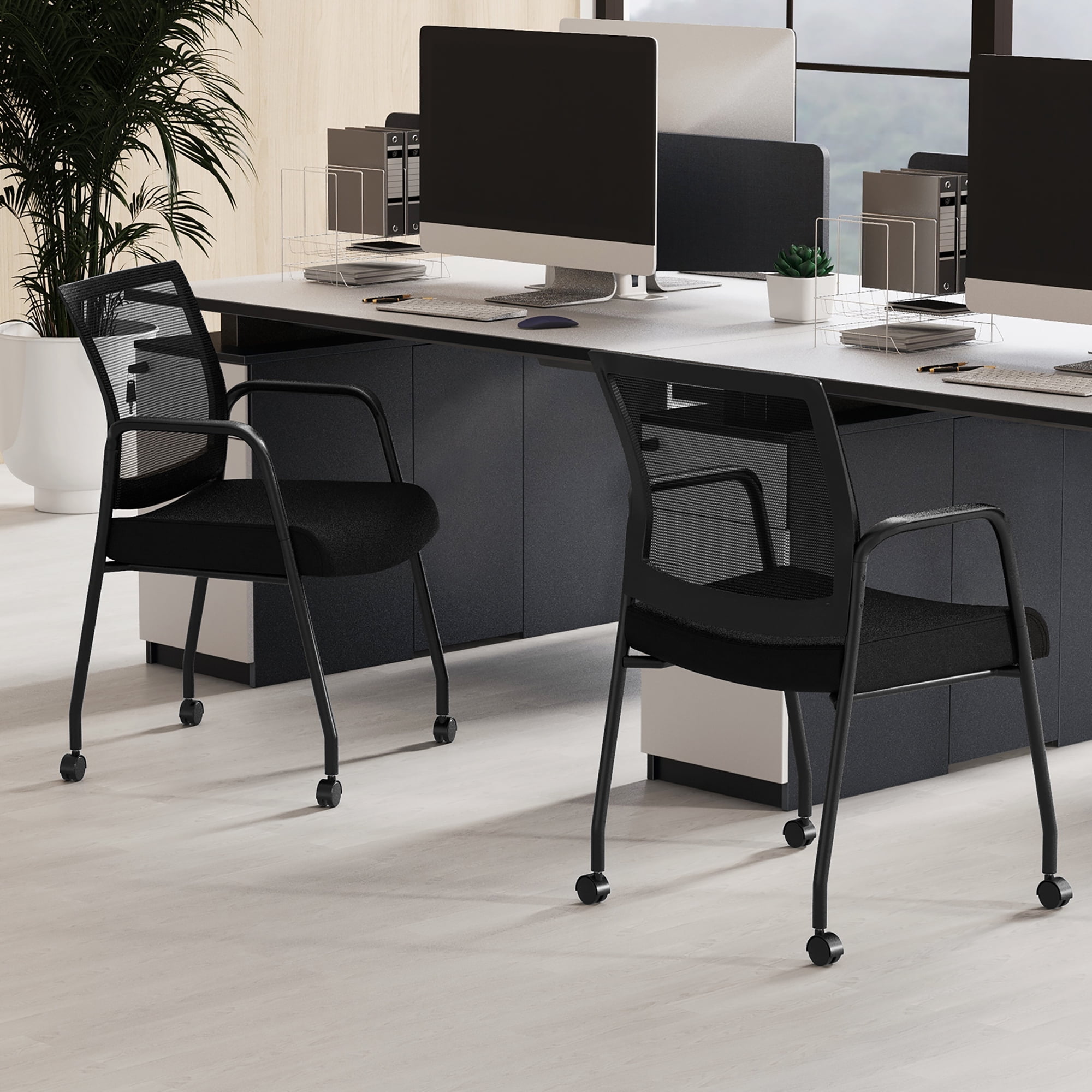 Gymax 2 Pcs Office Guest Chairs on Wheels w/ Metal Frame & Armrests Mesh Back Office