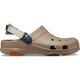 thumbnail image 2 of Crocs Classic All Terrain Unisex Zuecos Caqui con Correa Ajustable en el Talón, 2 of 7