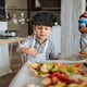 thumbnail image 3 of 4 gorros de chef para niños de 3 a 13 años, gorro de cocina ajustable para niño y niña, toque de chef de polialgodón transpirable, gorro de chef de cocina para niños pequeños para cocinar en casa (bla, 3 of 4