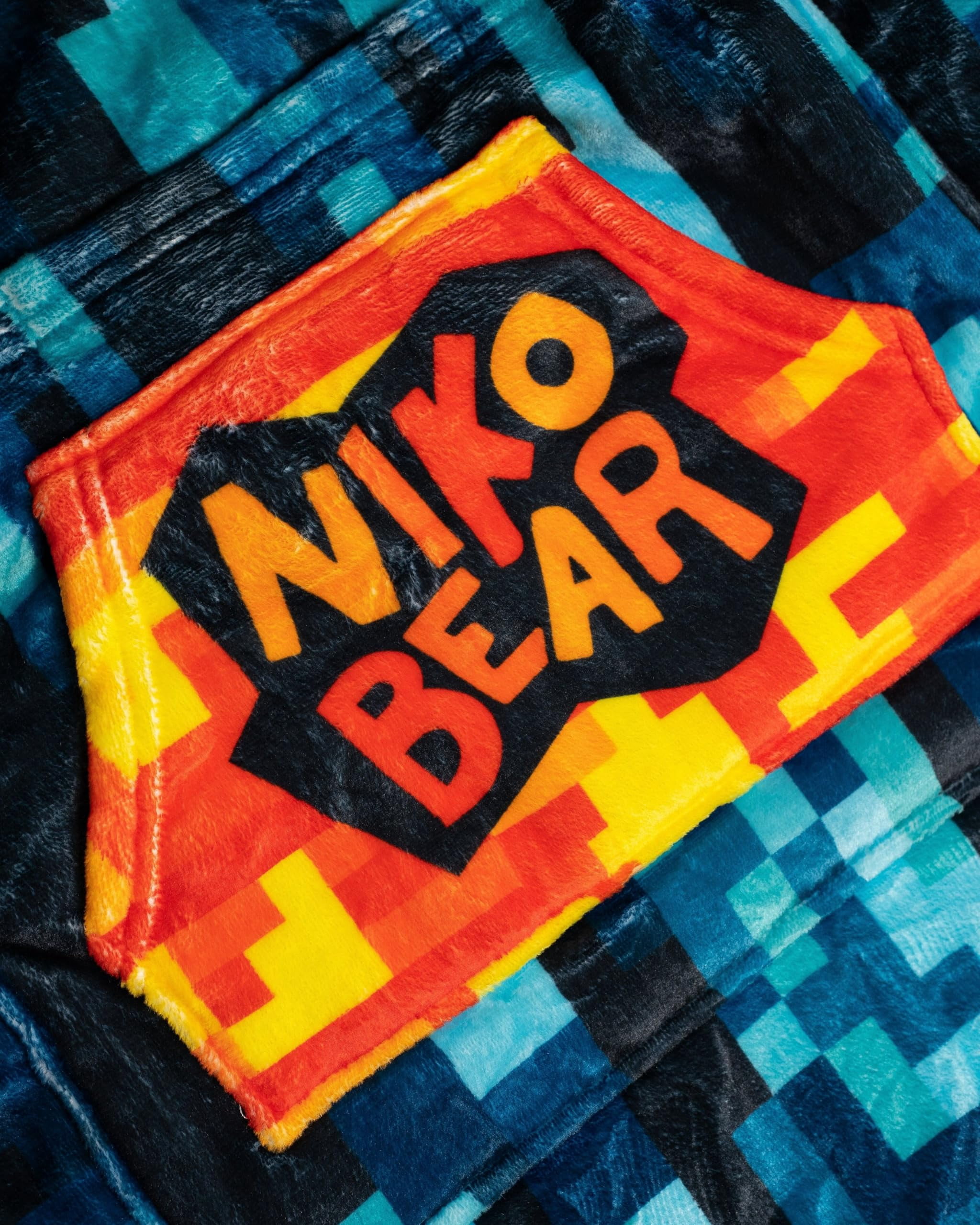 A FOR ADLEY and G for Gaming Present Niko Bear's Comfy, Cozy Blanket Hoodie With a Giant Pocket To Hold Your IPad or Tablet (Youth Extra Large) Multi