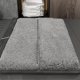 thumbnail image 5 of Alfombrilla de baño de 1 unidad, 40 x 60 cm, antideslizante, con superficie envolvente para masajear los pies, para aliviar el estrés y de secado rápido después de la ducha (gris)., 5 of 9