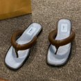 thumbnail image 1 of Chanclas para mujer, zapatillas cómodas a la moda para verano, zapatillas de playa antideslizantes y a prueba de olores para mujer, zapatos 39 Gao Jinjia LED, 1 of 1