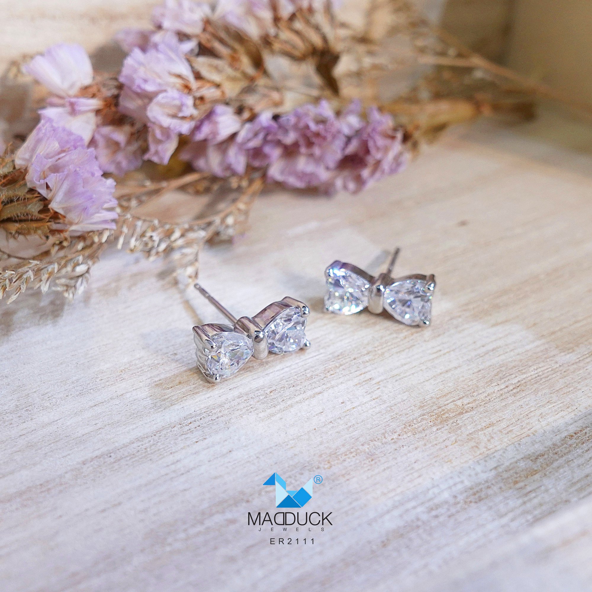 Cubic Zirconia / Sterling Silver 925 Earrings / Rhodium plated Nickel-Free / MadDuckJewels ER2111 / Thailand Jewelry