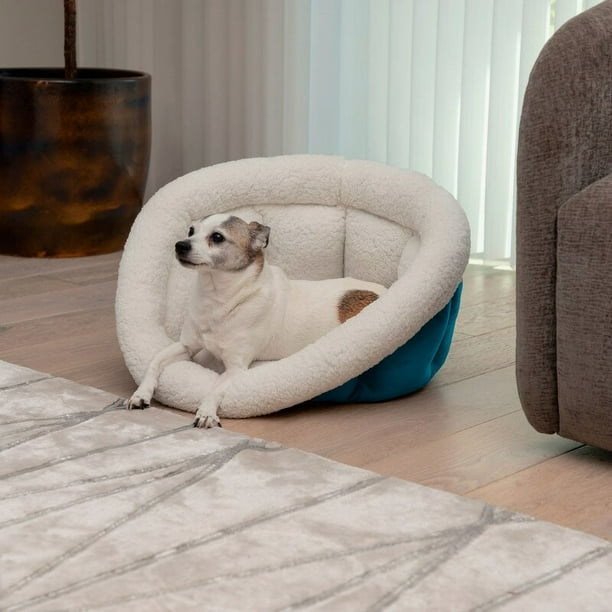 Sherry Kline Pets Small Cuddler Cup Pet Bed Blue 24x24
