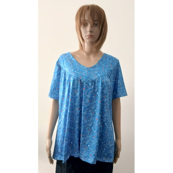 Women’s Tunic Blue Floral Size M