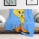 thumbnail image 5 of Manta Tweety Bird Throws de tela de superficie vertical súper suave de varios tamaños, acogedora y cálida, adecuada para cama, sofá, campamento, viajes, para todas las estaciones, liviana y compacta, 5 of 8