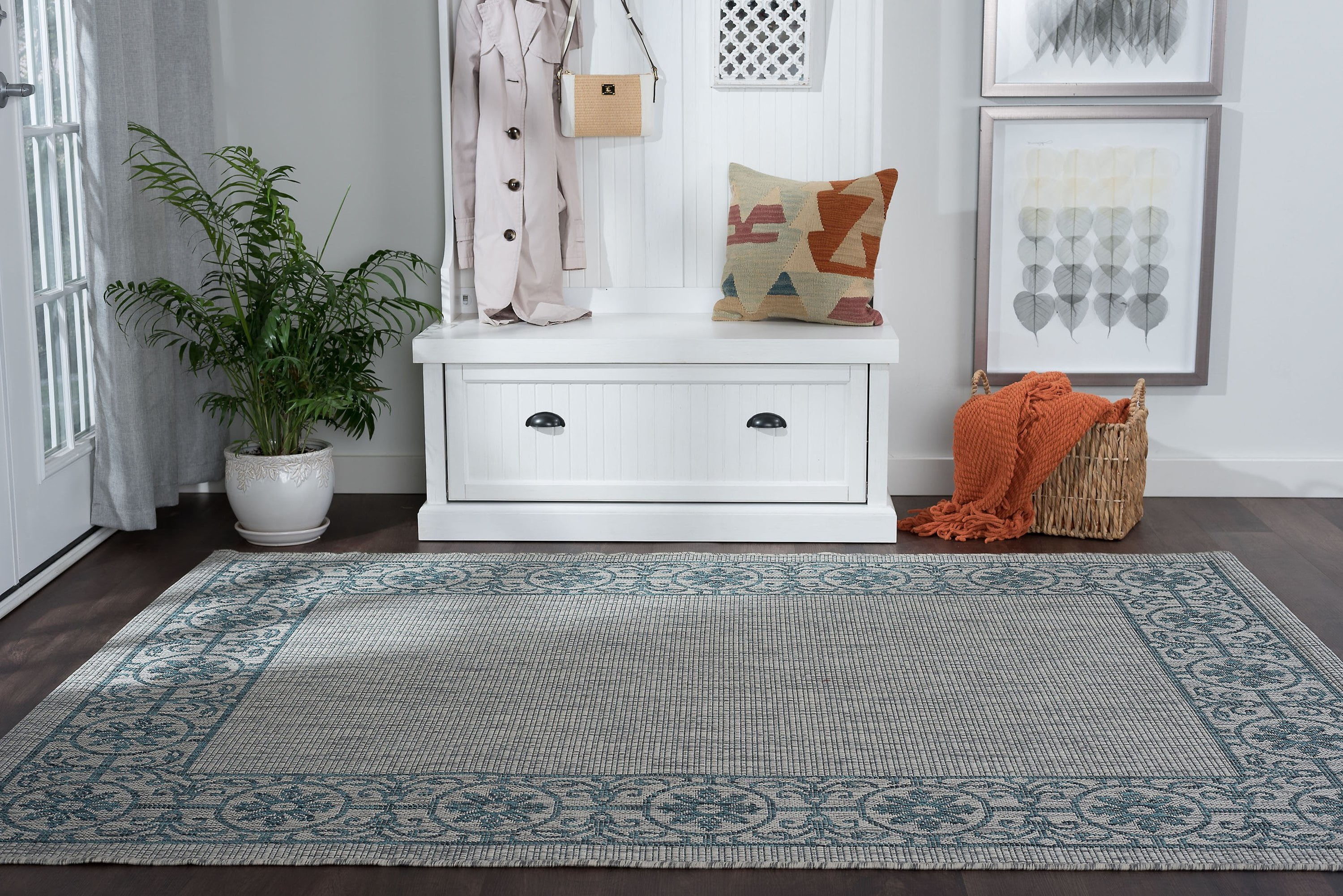 Veranda Traditional 8' x 10' Teal and Light Gray Polypropylene Outdoor Area Rug