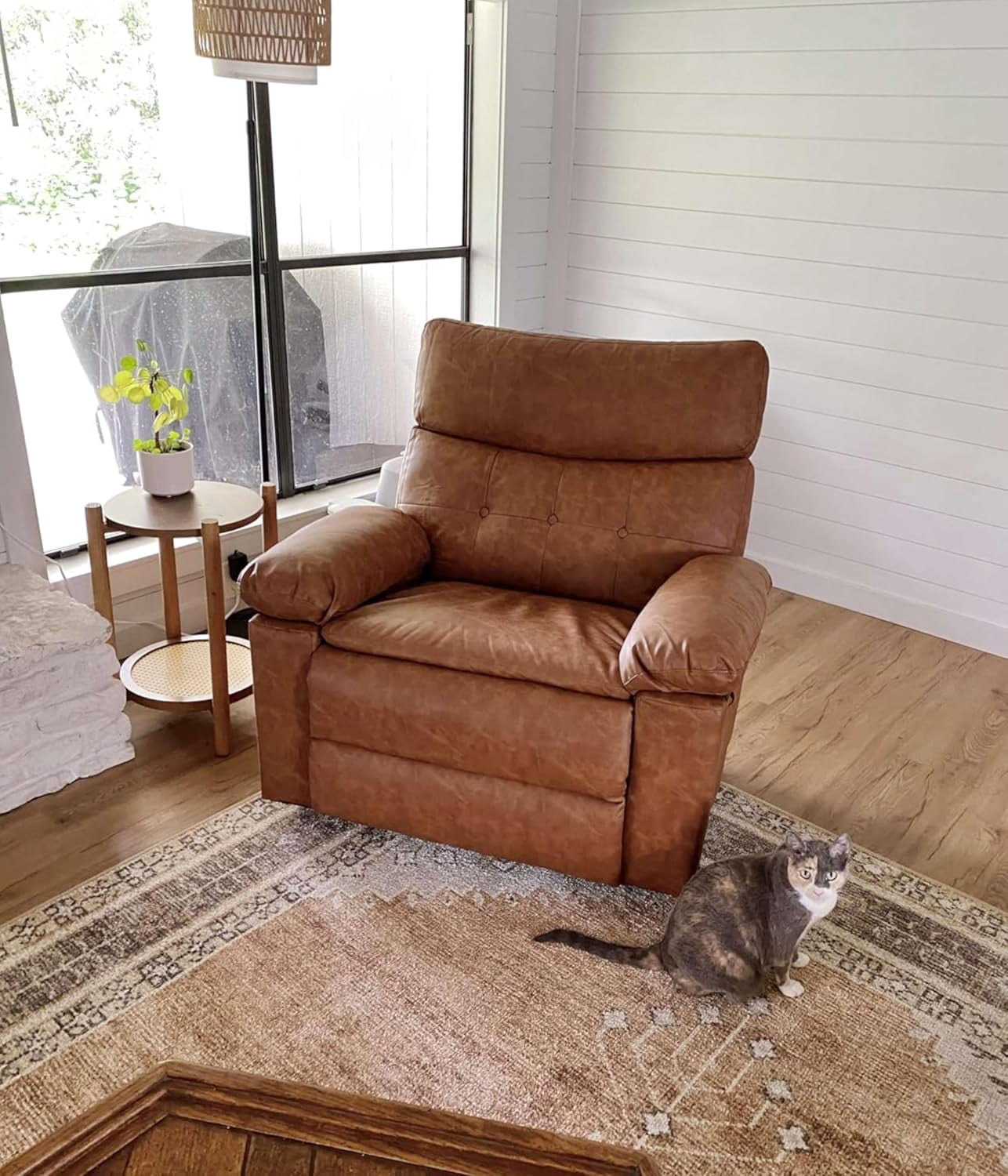 Oversized Wide Recliner Chair - Heat and Massage, PU Leather Extra Wide Manual Recliner for Adults, Large Lazy Chair with 1.5X Sponge Comfort Arm and Back for Living Room, Bedroom