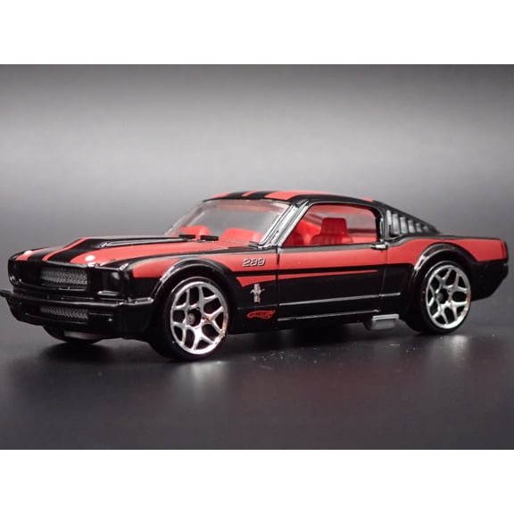 Open Box 1965 65 FORD MUSTANG BLACK 1:64 SCALE DIORAMA DIECAST MODEL CAR