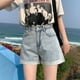 thumbnail image 1 of Pantalones cortos de mezclilla de cintura alta para mujer, cintura súper alta, pierna ancha holgada, palabra a, tendencia de moda fina de verano 2021, 1 of 4