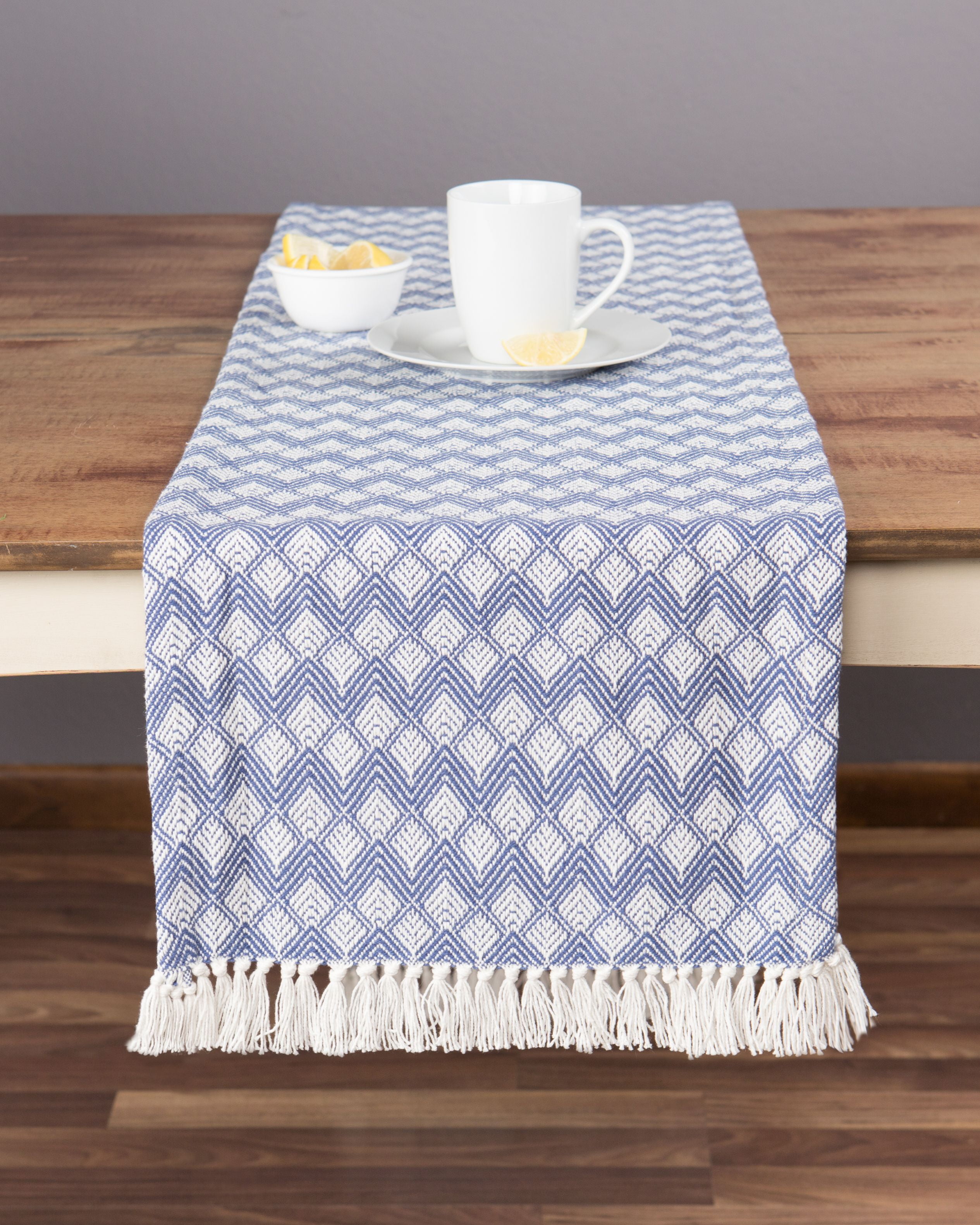 Sticky Toffee Cotton Woven Table Runner with Fringe, Scalloped Diamond