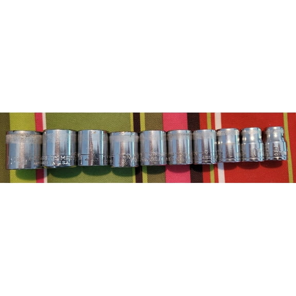 Craftsman USA 3/8-inch Drive 10-Piece Metric Socket Set (9mm-18mm) - Chrome Finish, 6-Point Drive, Professional Grade