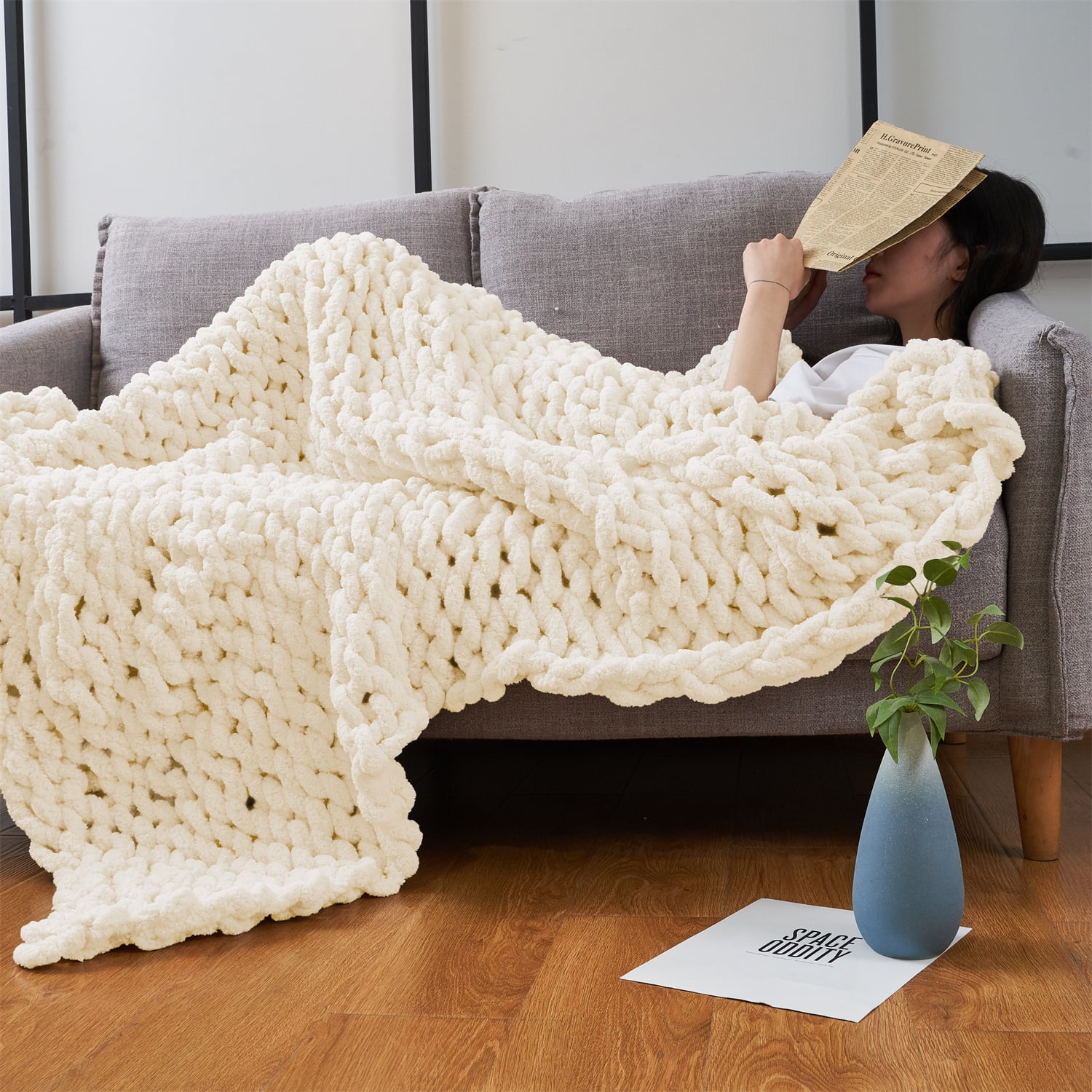 Chunky white blanket hotsell