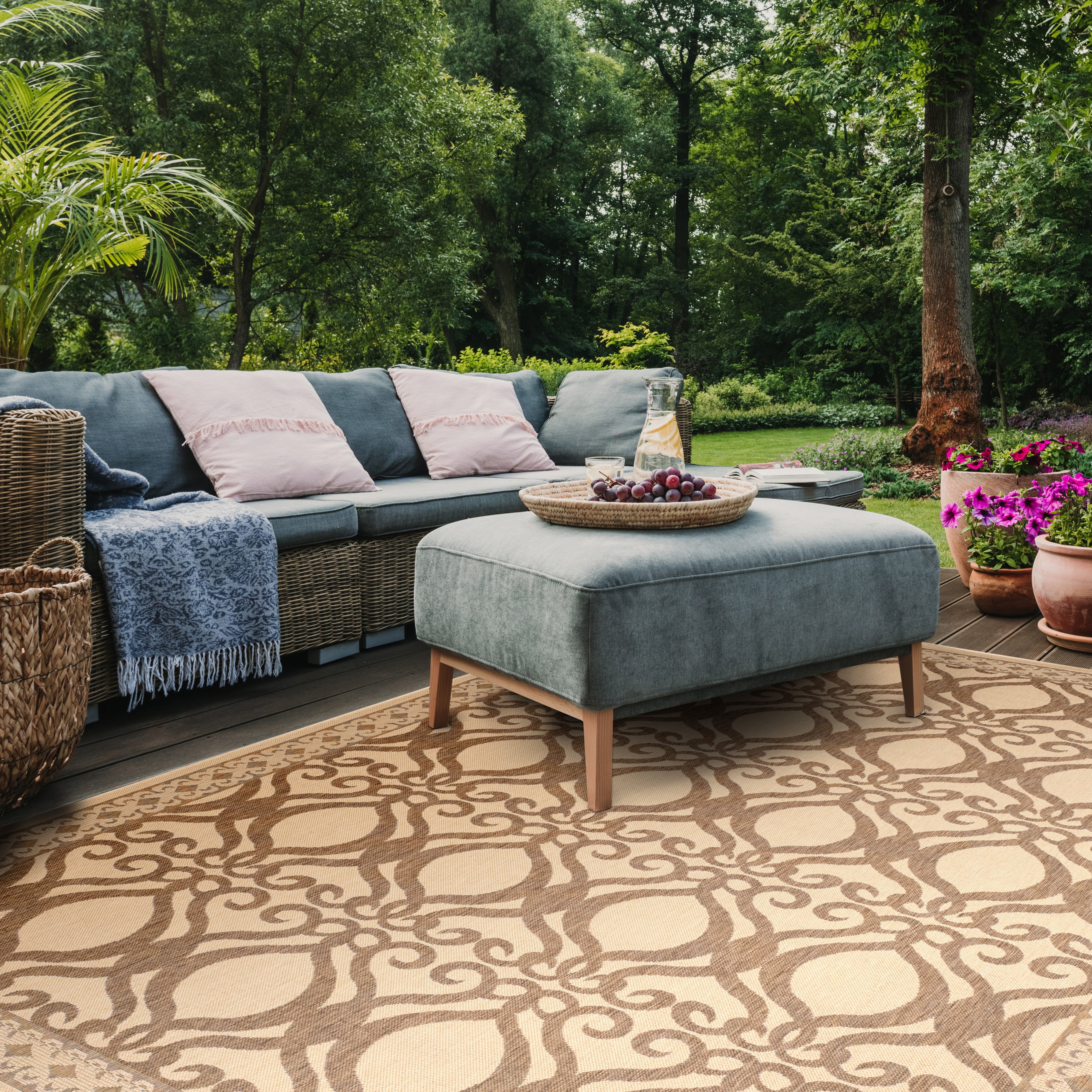 SAFAVIEH Courtyard Colton Geometric Indoor/Outdoor Area Rug, Natural/Brown, 5'3" x 7'7"