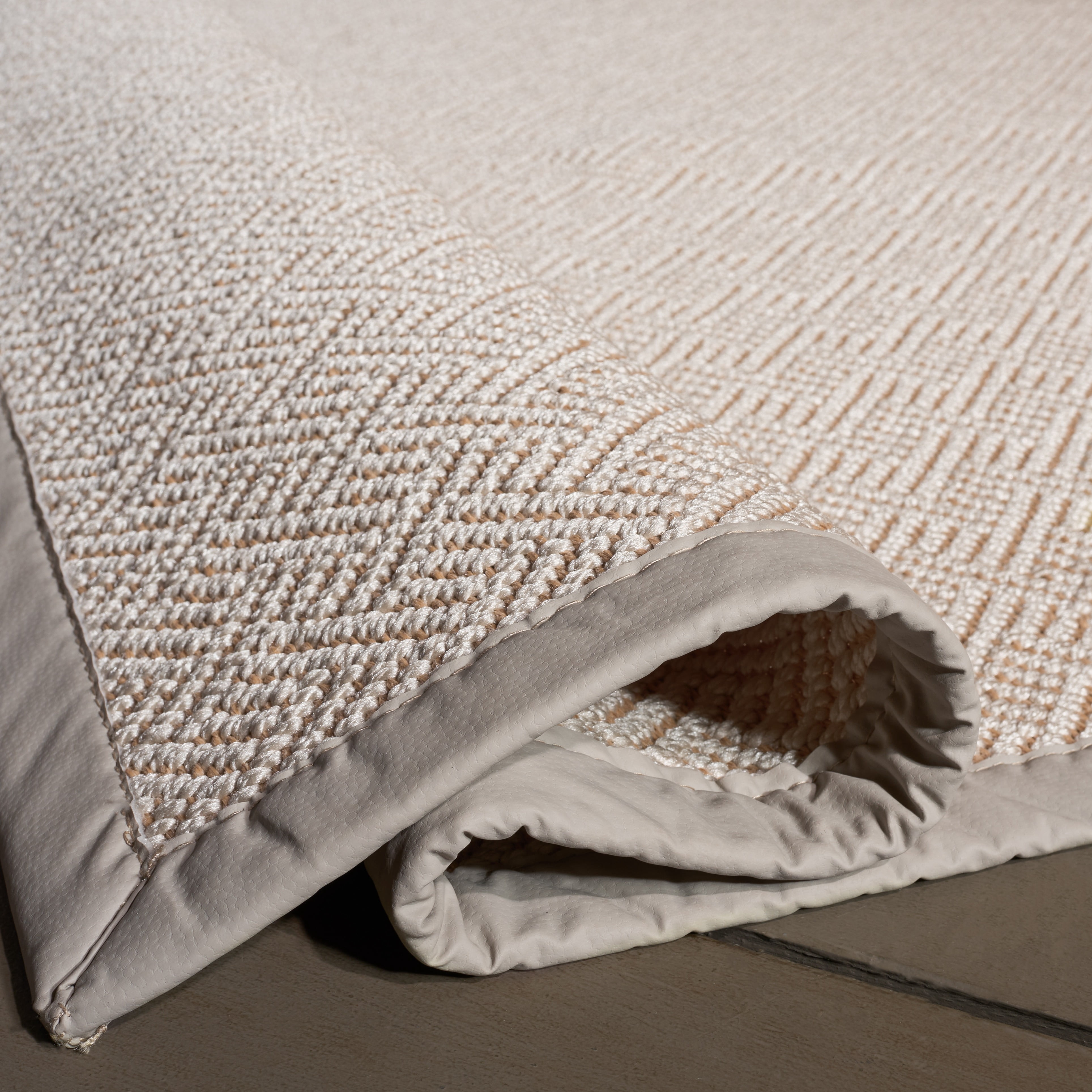 Safavieh Napa Faux Sisal Rozanne Geometric Area Rug, Natural/Beige, 6' x 6' Round