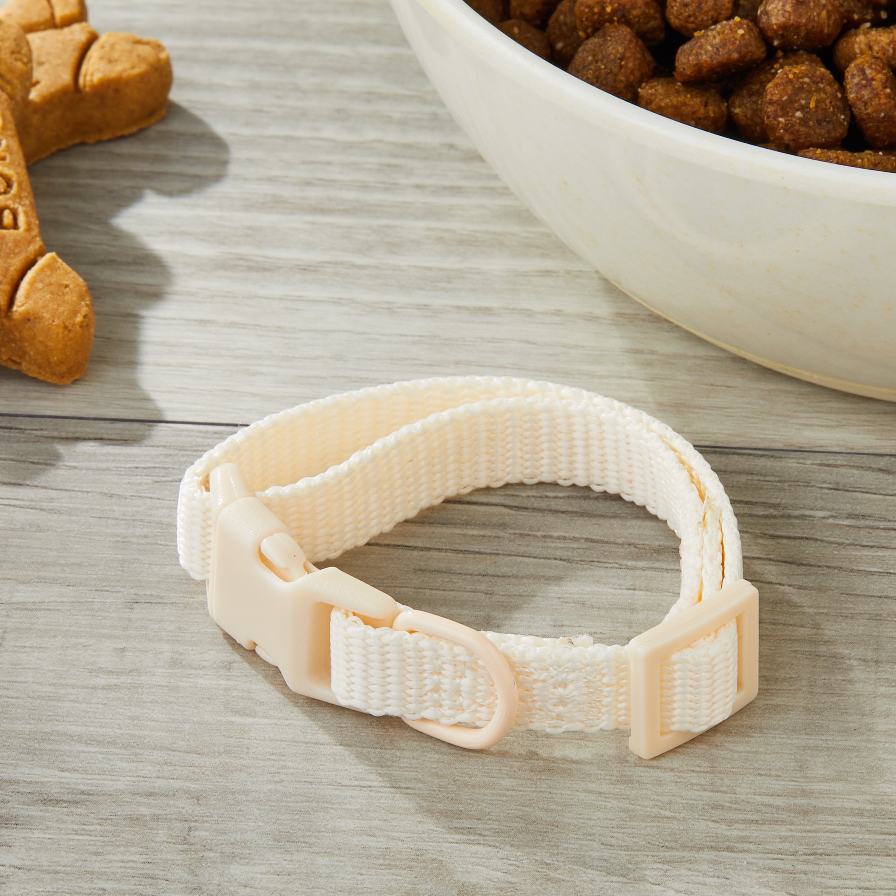 Vibrant Life Solid Adjustable Dog Collar, Cream, X-Small