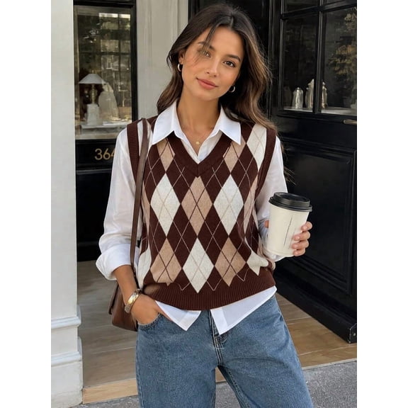 Women's Brown Argyle Knit Vest V-Neck Sleeveless Pullover Sweater for Fall Winter Layering with Shirt Daily Wear